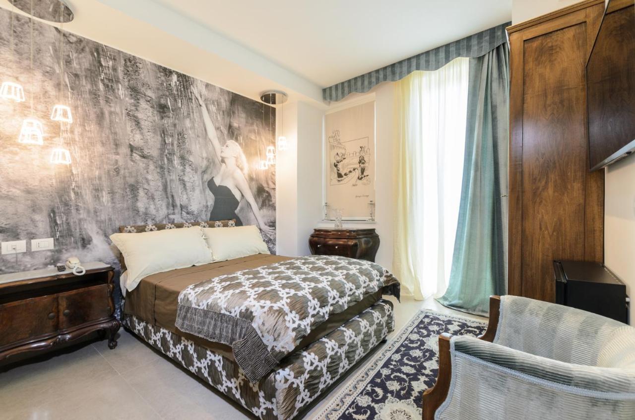 Hotel Cineapollo - Ogni Camera Un Film! Mesyna Zewnętrze zdjęcie