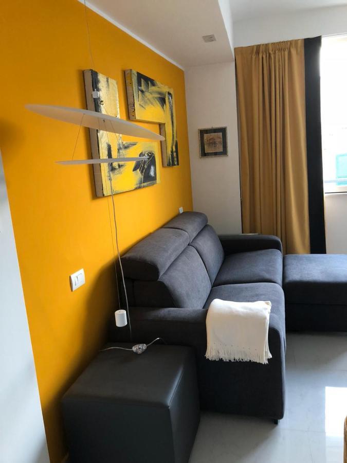 Hotel Cineapollo - Ogni Camera Un Film! Mesyna Zewnętrze zdjęcie